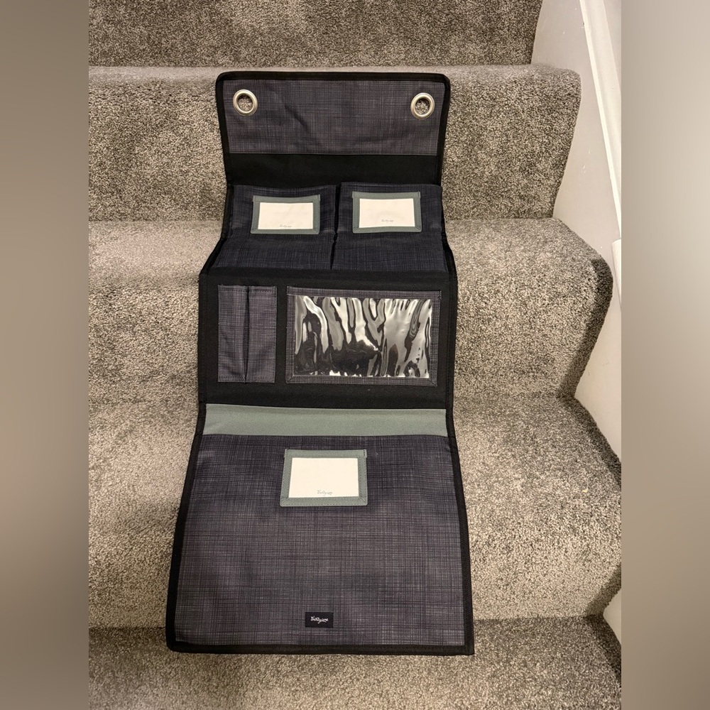 Thirty-One Hang Up Room Organizer